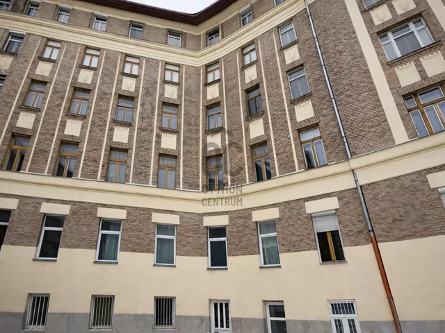 Eladó lakás Budapest VIII. kerület, Corvin negyed 43 nm