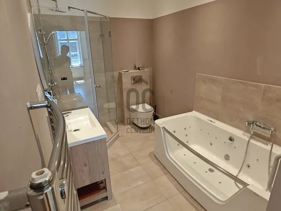 Eladó lakás Budapest V. kerület, Belváros 129 nm