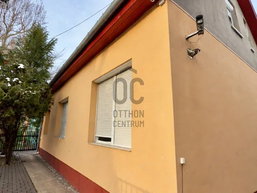 Eladó ház Budapest XV. kerület, Pestújhely 260 nm