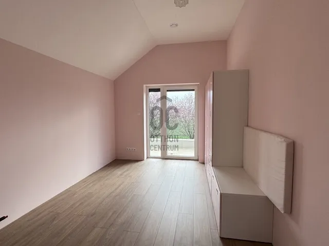 Eladó ház Budapest XVII. kerület, Rákoskert 160 nm