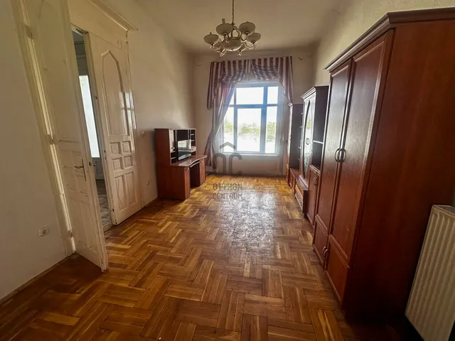 Eladó lakás Budapest X. kerület, Óhegy 121 nm