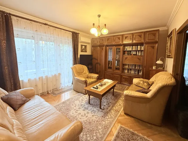 Kiadó lakás Budapest XII. kerület, Németvölgy 51 nm