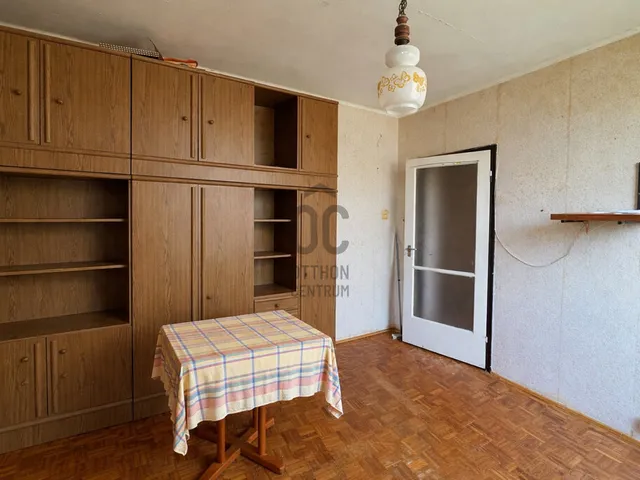 Eladó lakás Veszprém, Egry József utcai lakótelep 55 nm