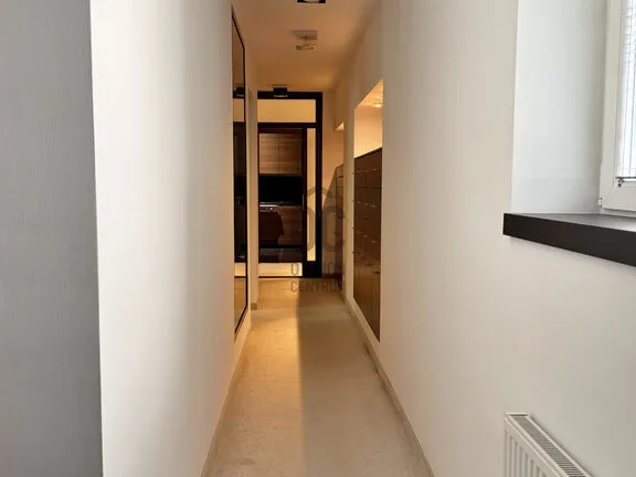 Kiadó kereskedelmi és ipari ingatlan Budapest I. kerület, Naphegy 85 nm