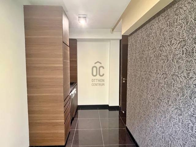 Kiadó kereskedelmi és ipari ingatlan Budapest I. kerület, Naphegy 85 nm