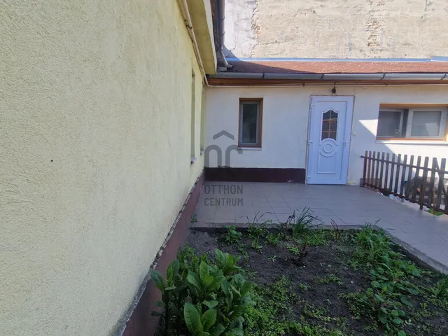 Eladó lakás Budapest XX. kerület, Pesterzsébet 16 nm