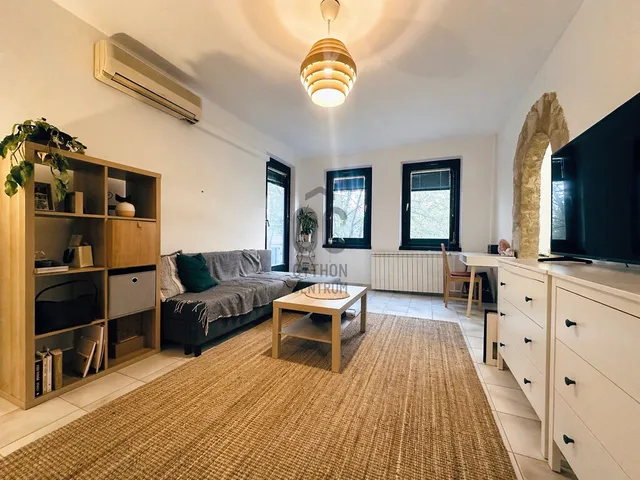 Eladó lakás Budapest IV. kerület, Káposztásmegyer 36 nm