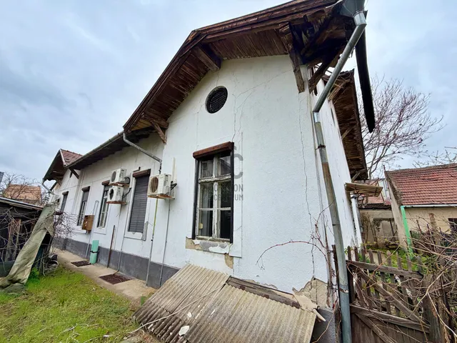 Eladó telek Budapest XIV. kerület, Alsórákos 1070 nm