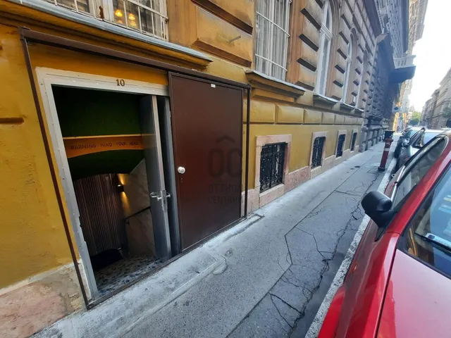 Eladó kereskedelmi és ipari ingatlan Budapest VI. kerület 90 nm