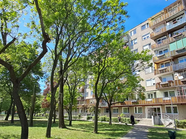 Eladó lakás Budapest XV. kerület, Újpalota 35 nm