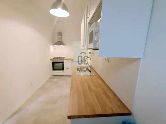 Eladó lakás Budapest VI. kerület 30 nm