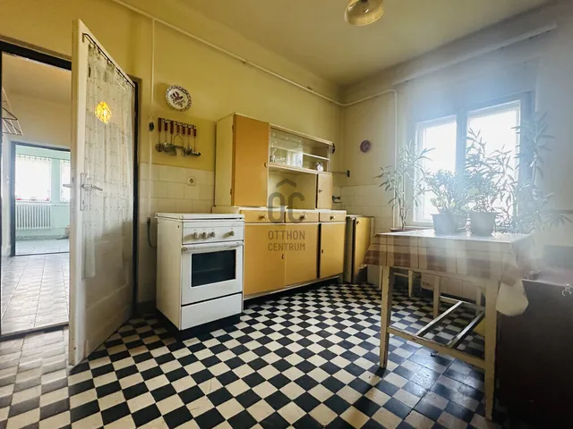 Eladó ház Budapest XXI. kerület, Erdősor 158 nm