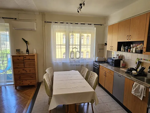 Eladó lakás Budapest VIII. kerület, Corvin negyed 69 nm