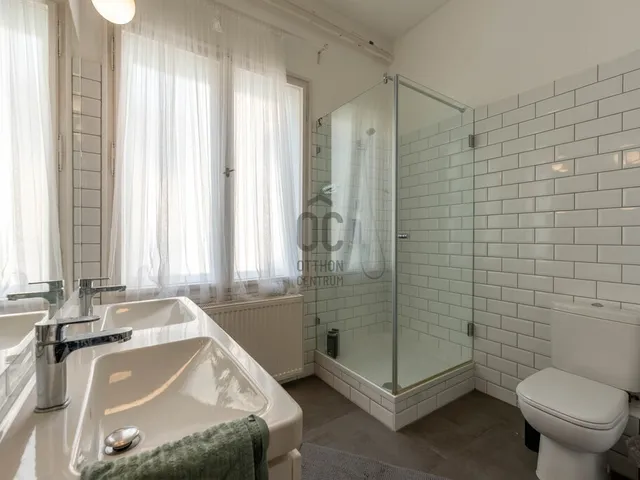 Eladó lakás Budapest VI. kerület 175 nm