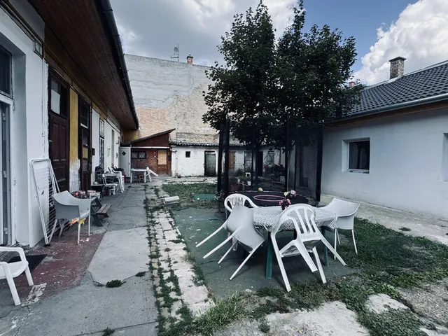 Eladó lakás Budapest X. kerület, Óhegy 30 nm