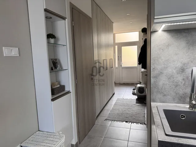 Eladó lakás Budapest XIV. kerület, Kiszugló 55 nm