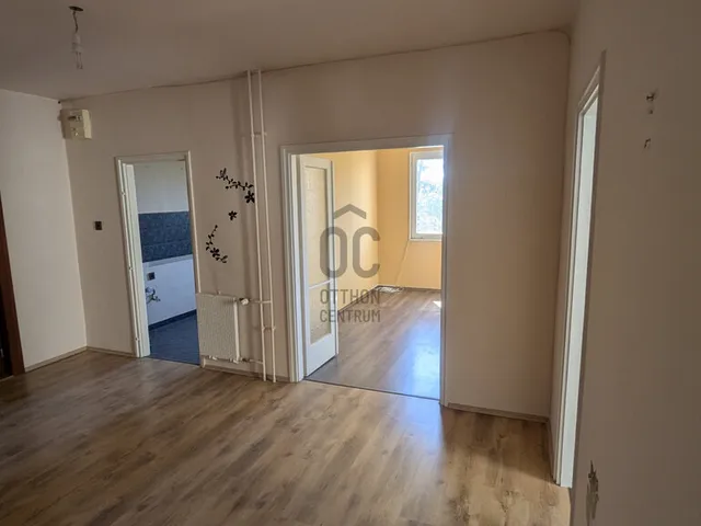 Eladó lakás Aszód 70 nm