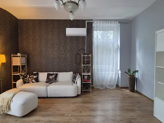 Eladó lakás Budapest X. kerület 49 nm