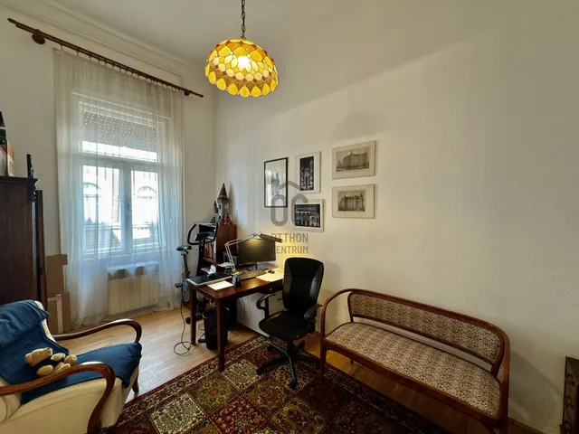 Eladó lakás Budapest VI. kerület 125 nm