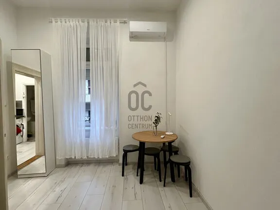 Eladó lakás Budapest VI. kerület 25 nm