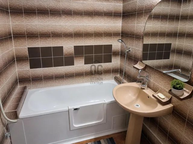 Eladó lakás Budapest XV. kerület, Újpalota 53 nm