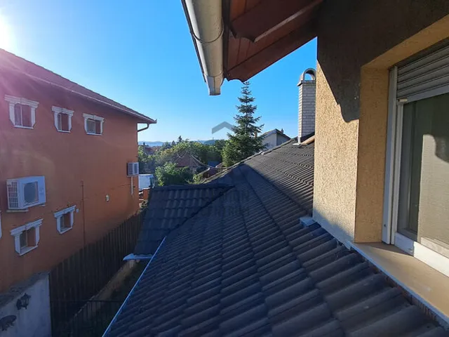 Eladó ház Fót, Kisalag 131 nm