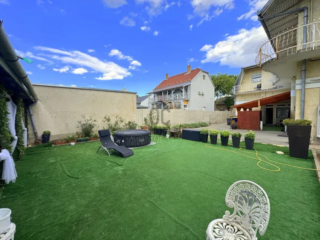 Eladó lakás Budapest XV. kerület, Rákospalota 175 nm