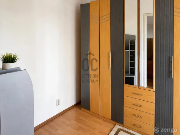 Eladó lakás Budapest X. kerület, Újhegy 68 nm