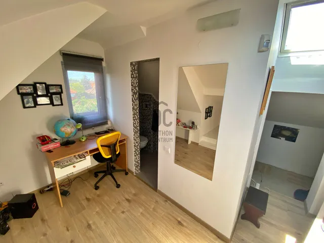 Eladó ház Budapest XVIII. kerület, Gloriett-telep 130 nm