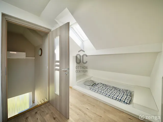 Eladó ház Budapest XVIII. kerület, Gloriett-telep 130 nm