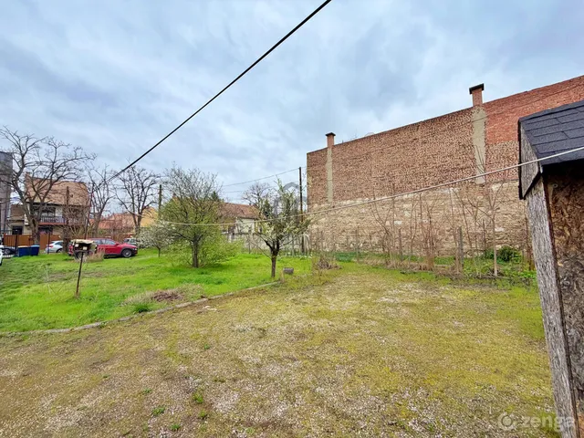 Eladó telek Budapest XIV. kerület, Alsórákos 1070 nm