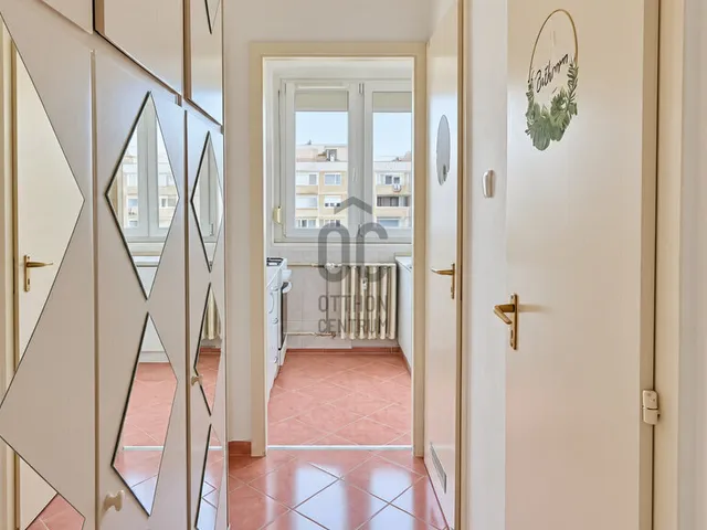 Eladó lakás Budapest III. kerület, Békásmegyer 48 nm