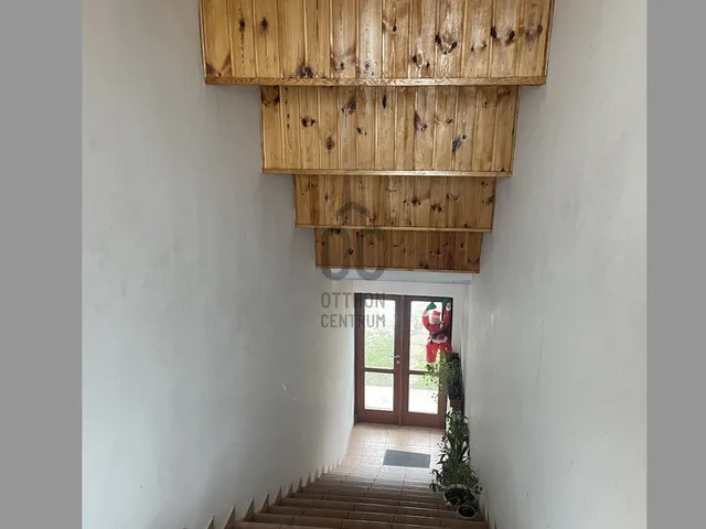 Eladó kereskedelmi és ipari ingatlan Budapest XVIII. kerület, Bókaytelep 818 nm