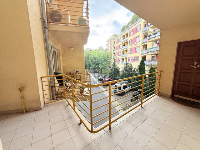 Eladó lakás Budapest XIV. kerület, Herminamező 42 nm
