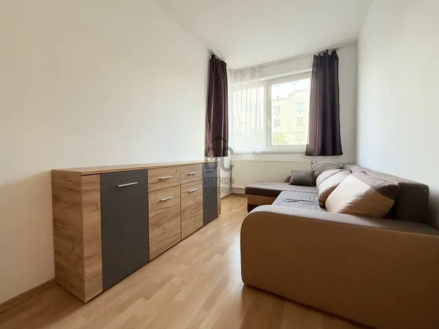 Eladó lakás Budapest XIV. kerület, Herminamező 42 nm
