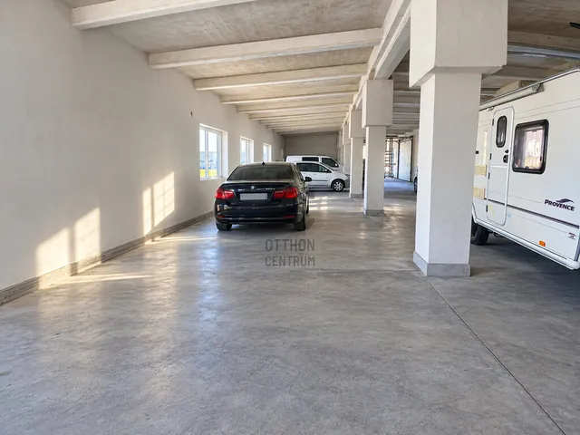 Eladó kereskedelmi és ipari ingatlan Budapest XVII. kerület, Rákosliget 429 nm