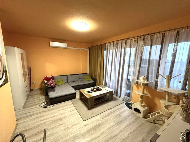 Eladó lakás Szombathely, Petőfi Sándor utca 52 nm