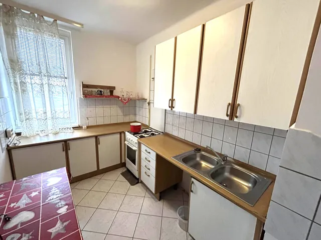 Eladó lakás Szombathely, Ifjúsági lakótelep, Károly Róbert utca 55 nm