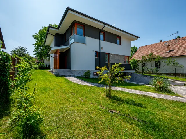 Eladó ház Budapest II. kerület, dózsa györgy utca 273 nm