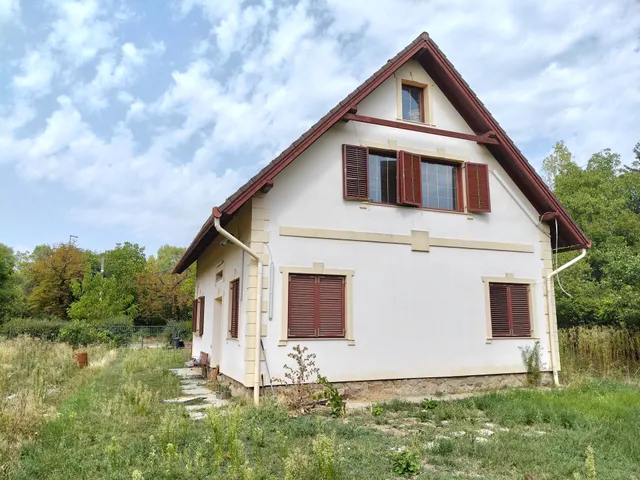 Eladó ház Budapest XI. kerület, Dobogó 150 nm