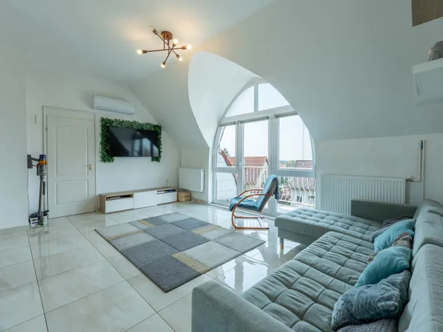 Eladó lakás Budapest XVIII. kerület, Újpéteritelep 83 nm