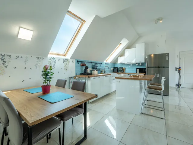 Eladó lakás Budapest XVIII. kerület, Újpéteritelep 83 nm