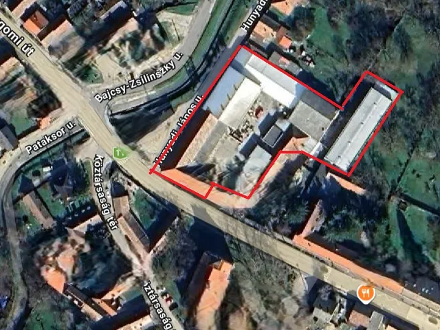 Eladó kereskedelmi és ipari ingatlan Pilismarót 2300 nm