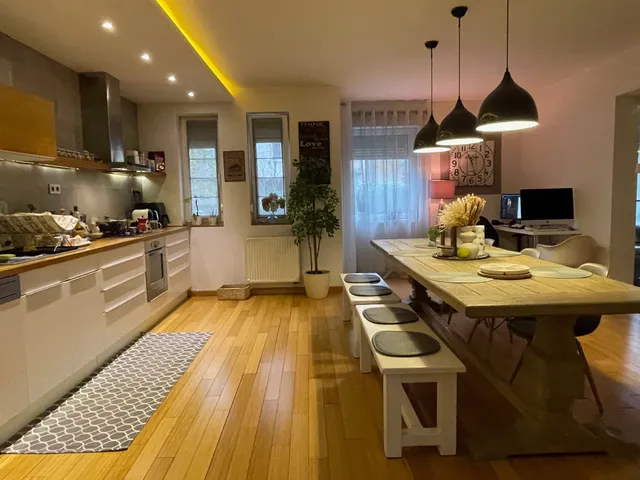 Eladó lakás Budapest XI. kerület, Szentimreváros, Vincellér utca  145 nm