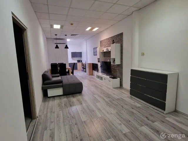 Eladó lakás Gyenesdiás, Kereskedők újra 4 72 nm