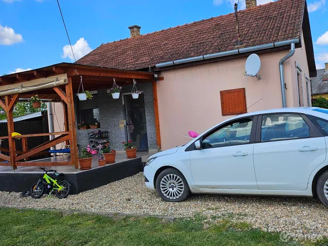 Eladó ház Tiszavasvári 67 nm