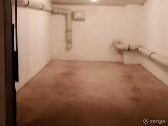 Eladó garázs Debrecen, Belváros 15 nm