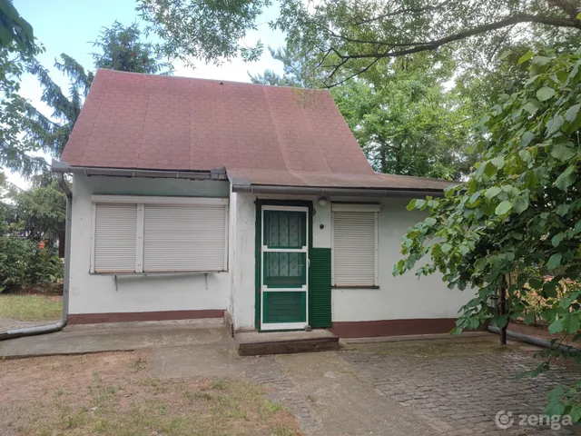 Eladó mezőgazdasági ingatlan Debrecen, Biczó István-kert 40 nm