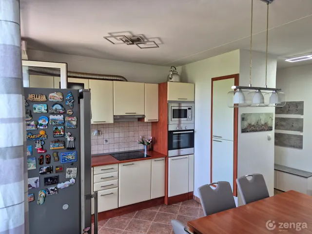Eladó lakás Pécs, Csikor Kálmán utca 31. 59 nm