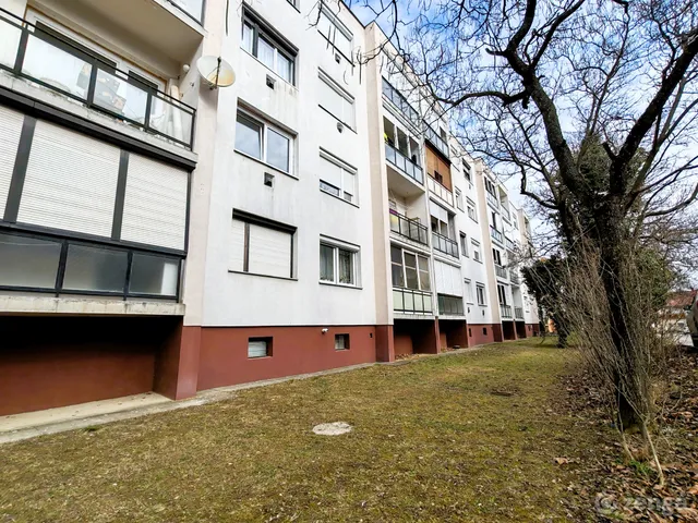 Eladó lakás Bonyhád 58 nm